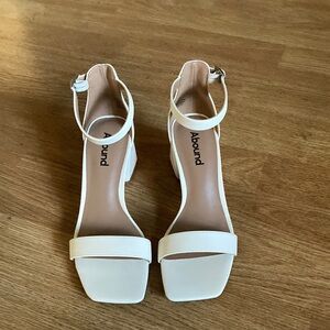 Abound synthetic bench Sandals